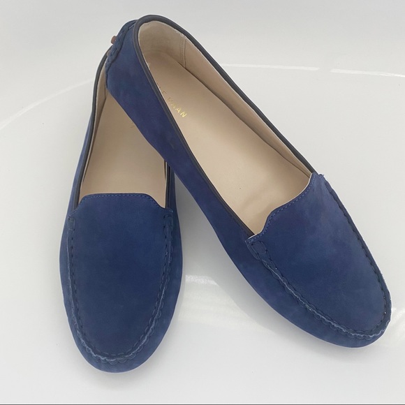 COLE HAAN Cary Venetian Flat Driver Loafer Shoe - Picture 2 of 9